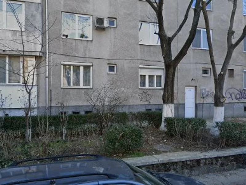 Carmen Hyaluronic Pen - Makeup Artist Oradea/ Extensii de gene 6D