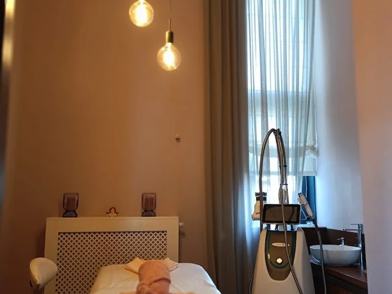 KinEsthetic Beauty & Spa