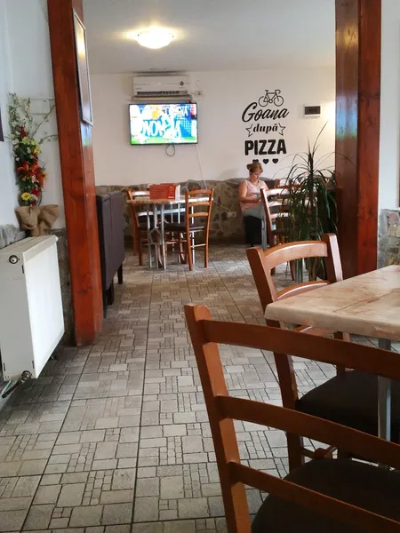 Pizza 5 Colțuri