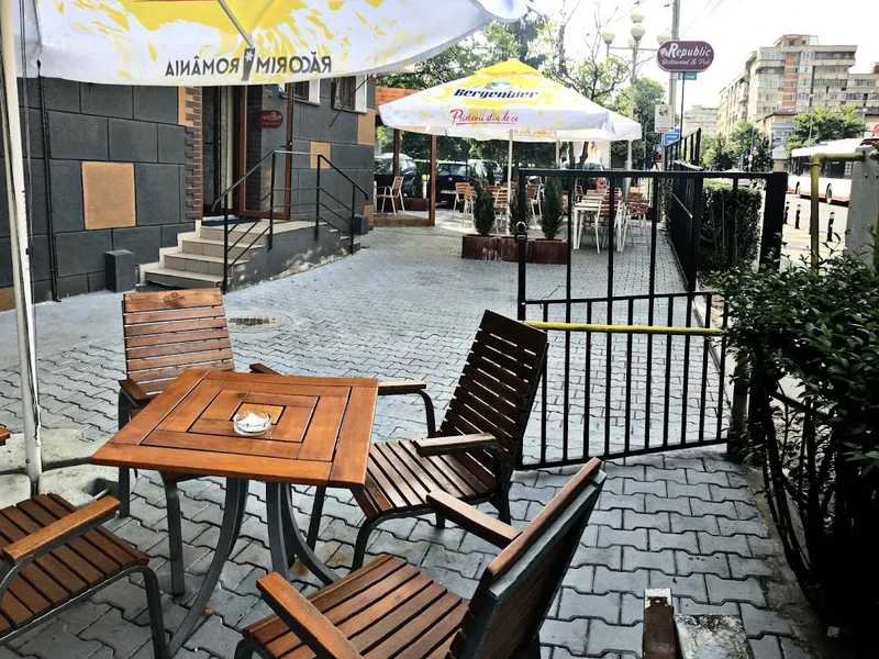 Republic restaurant & pub