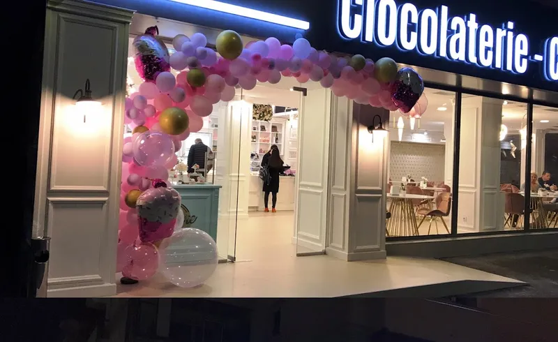 Cofetarie si Ciocolaterie Pitesti - Mayore - by Ciocolateria Iepurasul