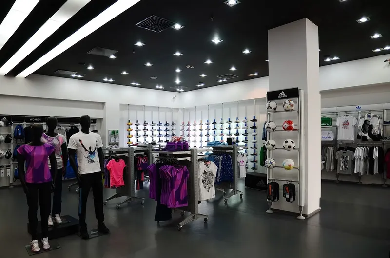 adidas Store Pitesti