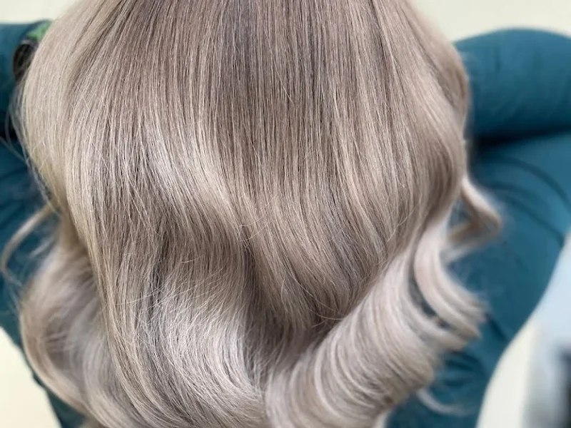 NEW LOOK CENTER S.R.L.