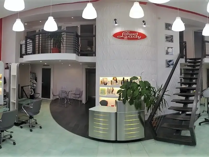 Salon de infrumusetare SUPER LADY