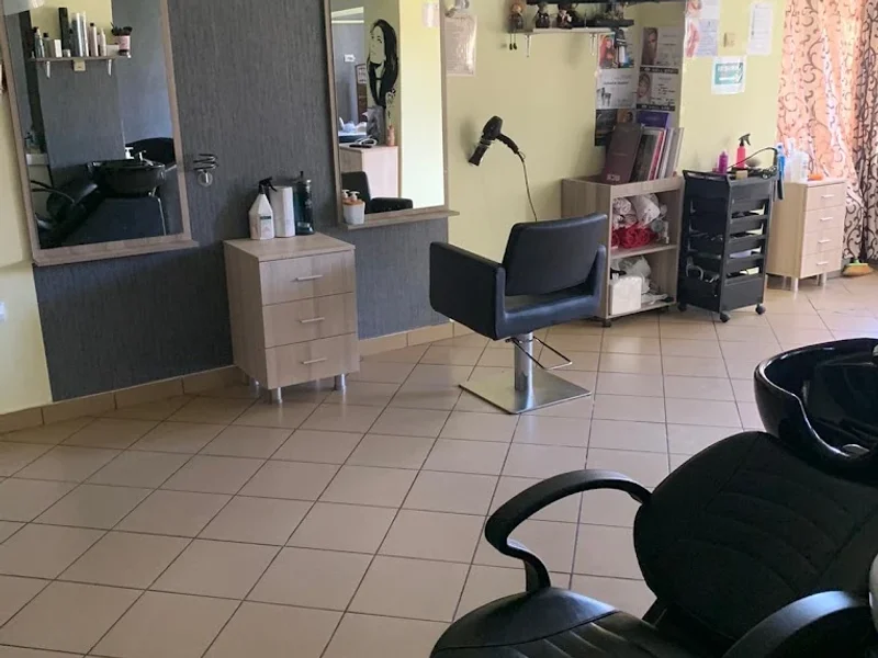 Salon Georgi Pitești