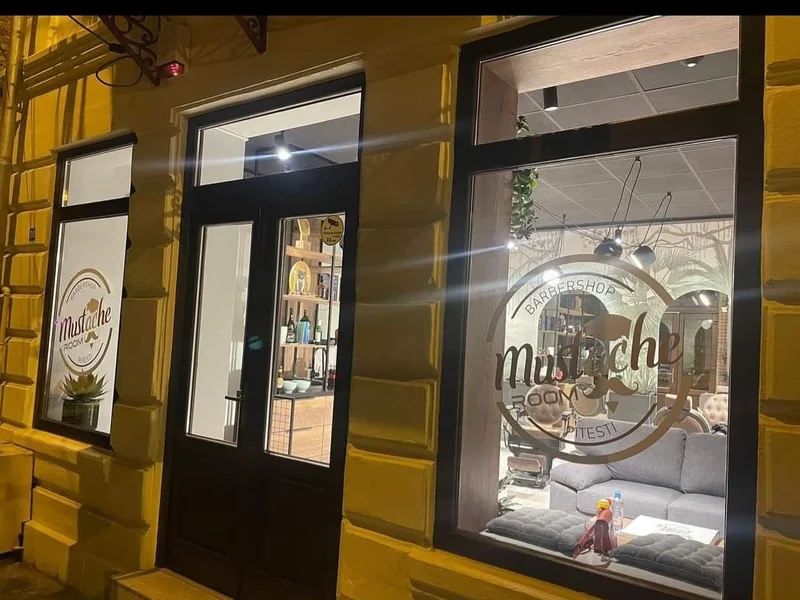 Mustache.roompitesti