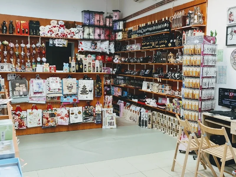 Foto Enigma Printing Center & Gift Shop