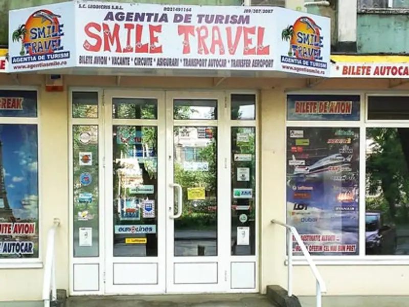 AGENTIA SMILE TRAVEL