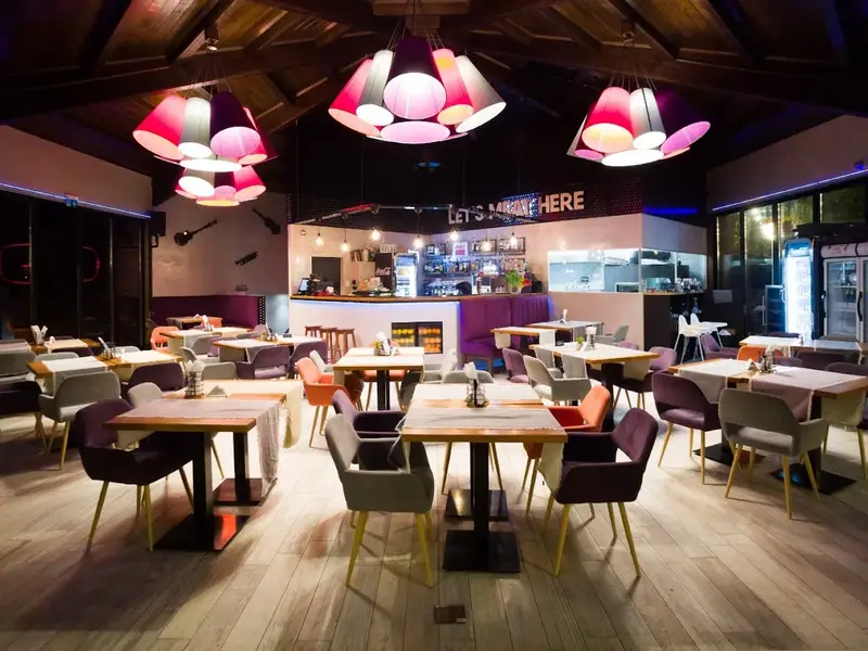 Lake House Restaurant