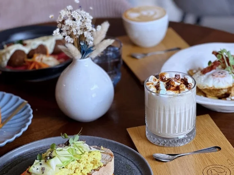 Charlie's Specialty Coffee And Brunch