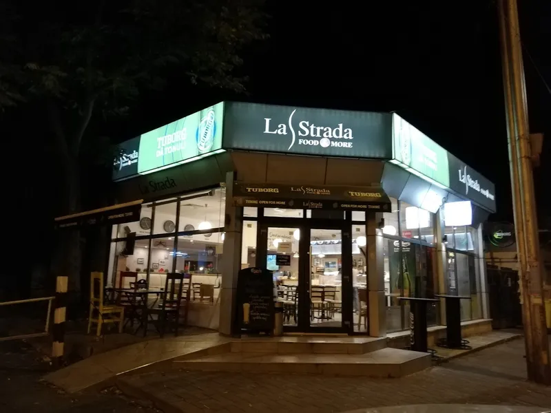 La Strada Food & More