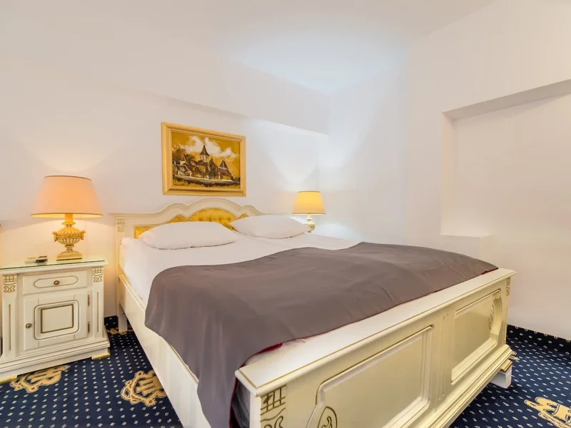 Hotel Împăratul Romanilor