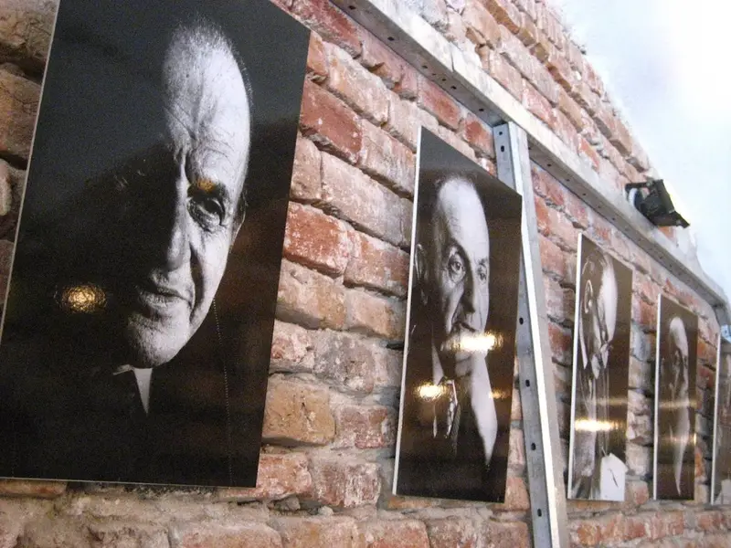 Librăria Humanitas Constantin Noica