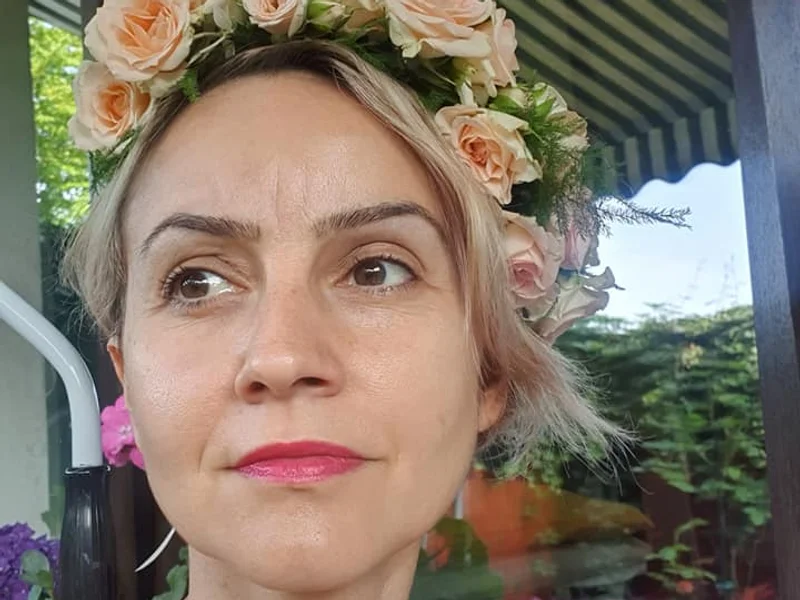 Rendez-Vous cu flori, atelier de creație florală by Lucia Pădurariu