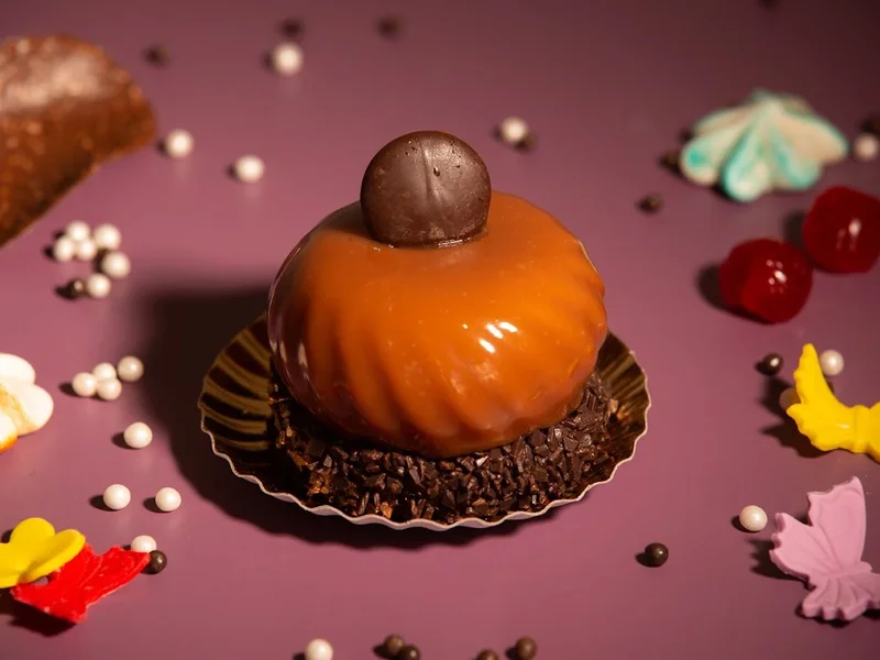 Briosa Mov - Cofetarie Bacau. Torturi Bacau, Prajituri, Candy Bar Bacau. Tort Botez, Nunta Bacau