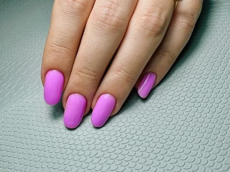 Costina Unghii cu Gel și Pedichiura Bacau