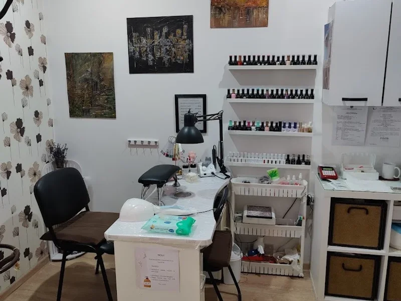 Beauty Studio Liliana Antonescu - Coafor, Salon, Unghii, Cosmetica Sibiu