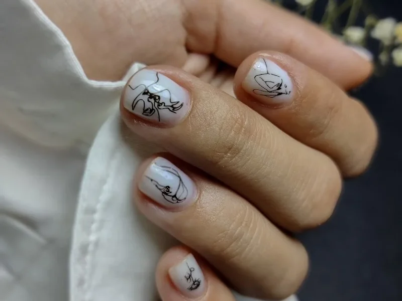 Nailart by Ioana Dudeanu