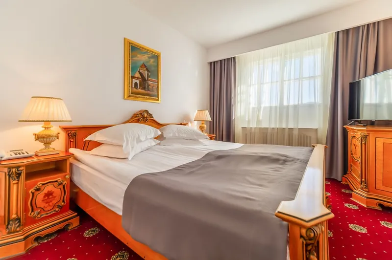 Hotel Împăratul Romanilor