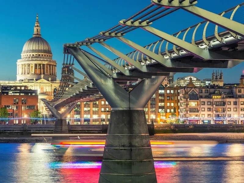 Crespo Com - Transport colete Romania Anglia