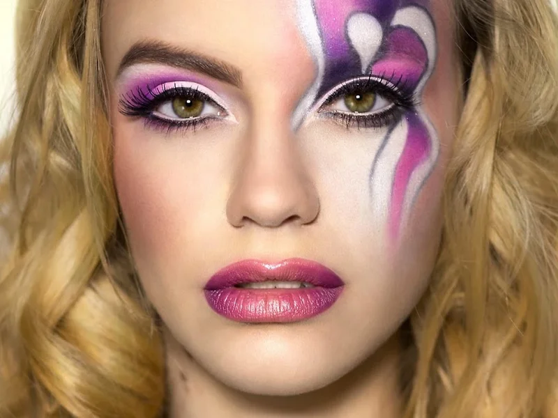 ROXANA TABACARU MAKE-UP SCHOOL