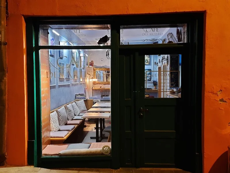 Cafe Des Artistes