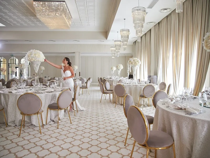 Stephany Ballroom