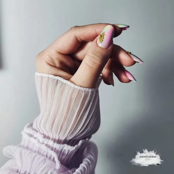 Pearl Nails