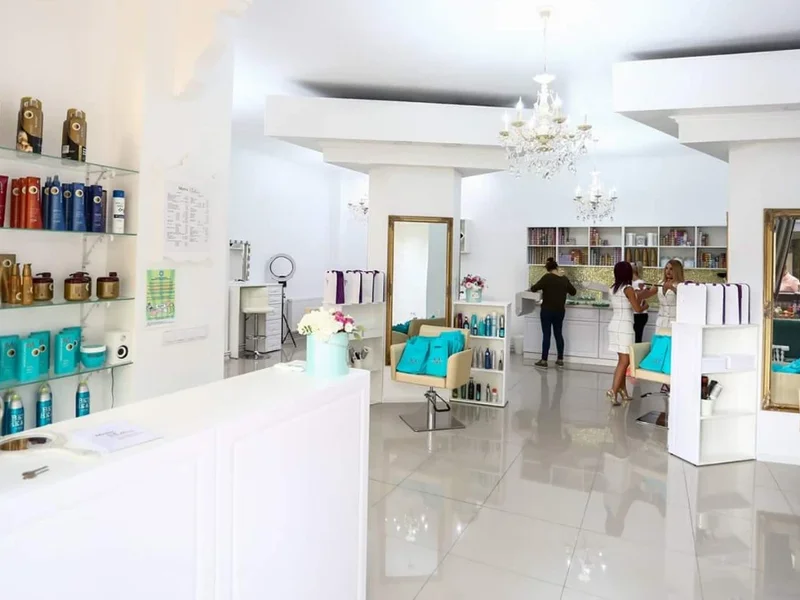 NOBLESSE BEAUTY STUDIO