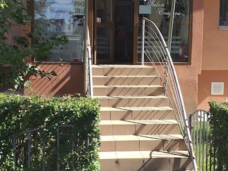 Salon Dali Piața Mică Nord