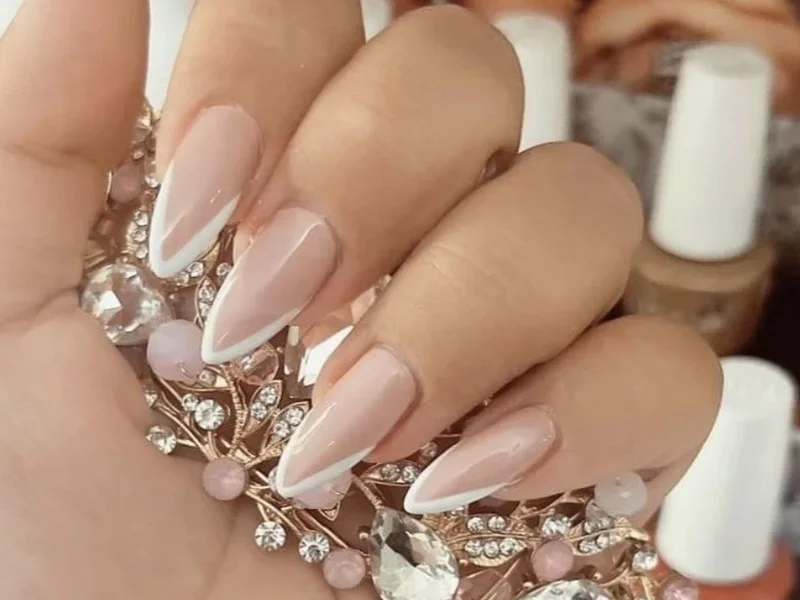 Salon Manichiura QueensRoom