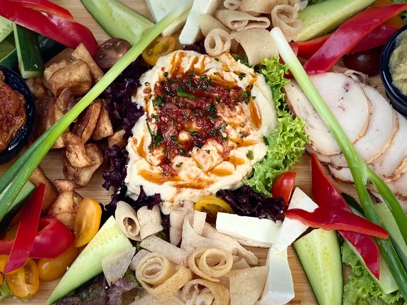 Caboo Events, Restaurant & Garden