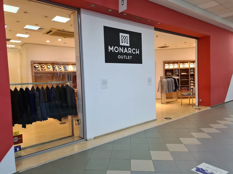 Monarch for Men - Outlet Costume pentru Barbati - Magazin online