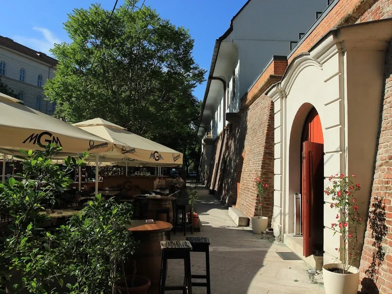 MGM Bastion Pub & Food