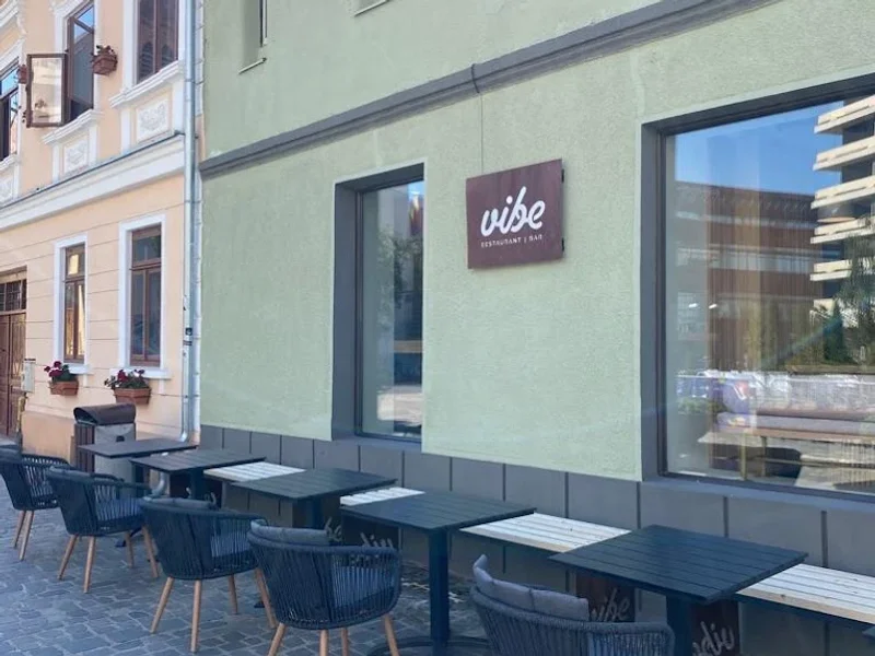 Vibe Restaurant Sushi Brasov & Cocktail Bar