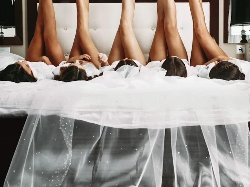 Lightning Bridesmaids - rochii pentru domnișoare de onoare