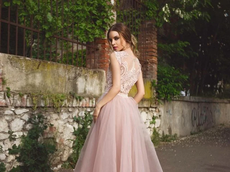 Salon Fya "Rochii de Mireasa" Oradea