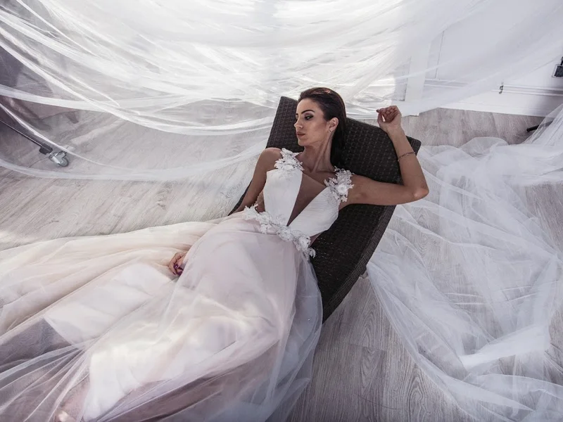 Essa Lian rochii de mireasa la comanda