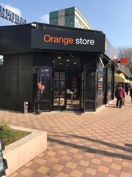 Orange Store