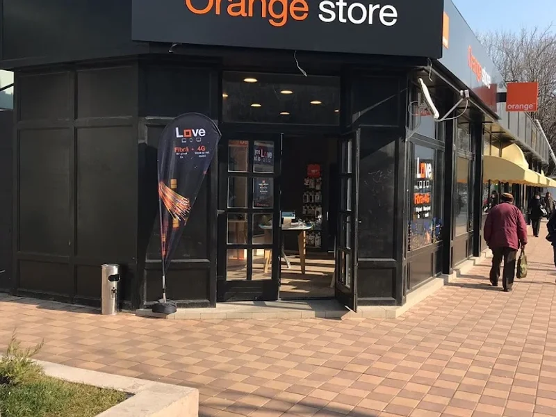 Orange Store