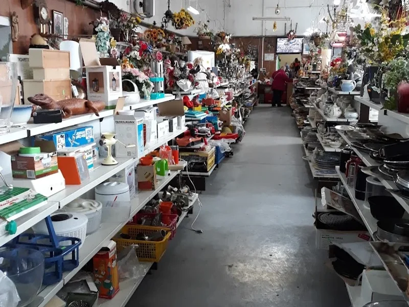 Depozit second-hand "Bella"