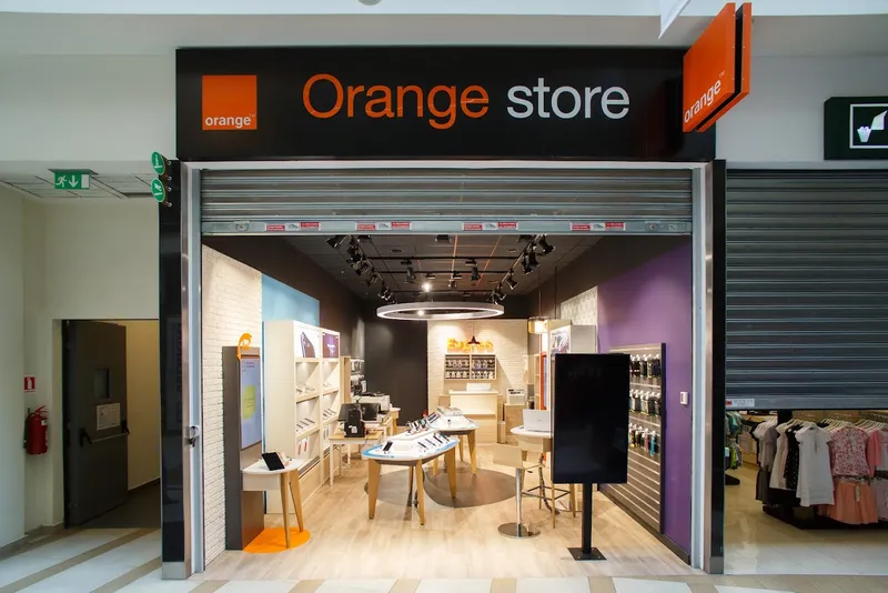 Orange store Atrium Center Arad