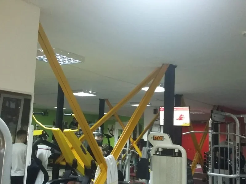 Cris Gym Fitness
