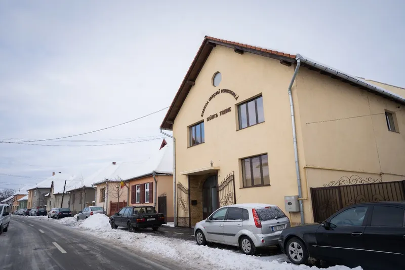 Biserica Creştină Penticostală Sfânta Treime