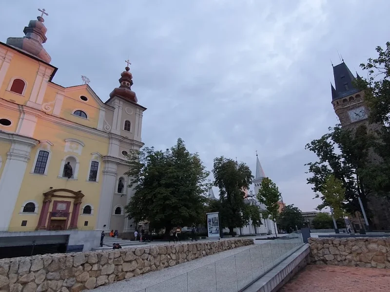 Biserica Romano-Catolică Sfânta Treime / Szentháromság-templom