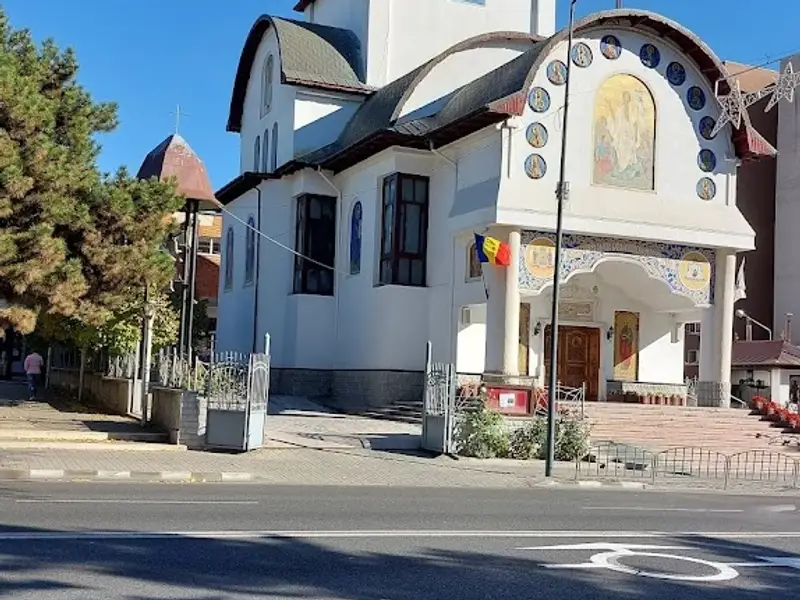 Biserica Sfinții Apostoli Petru și Pavel