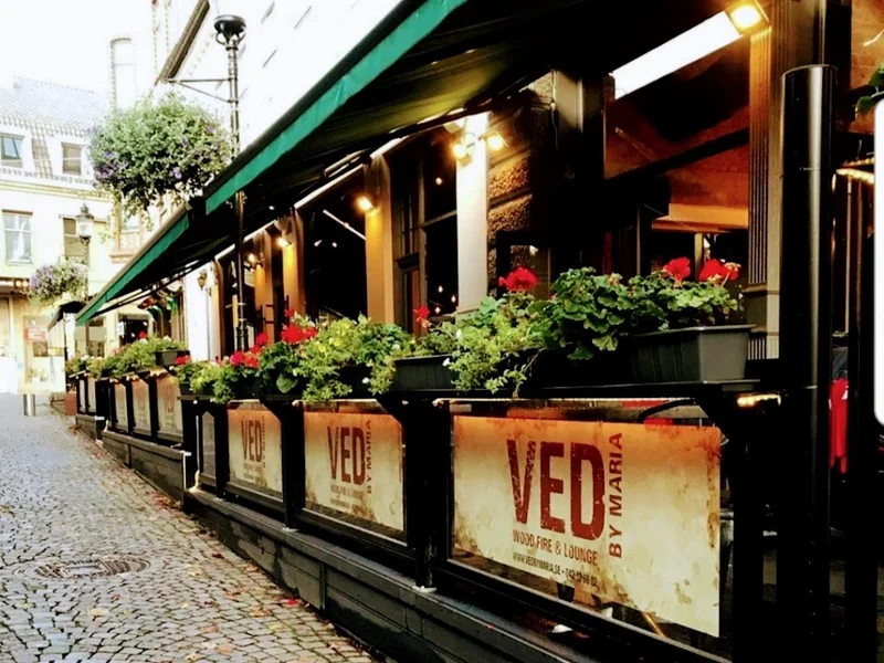Ved by Maria