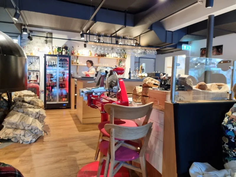 La Nonnina Restaurant