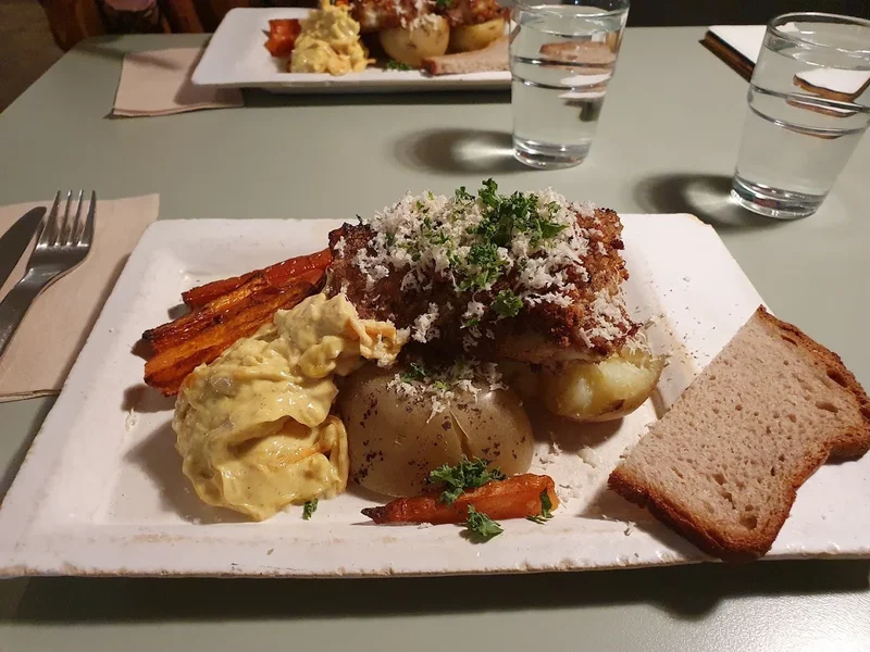 Kantin av Kalf & Hansen