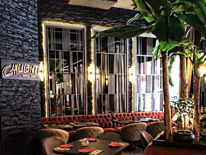 Caliente Tapasbar City